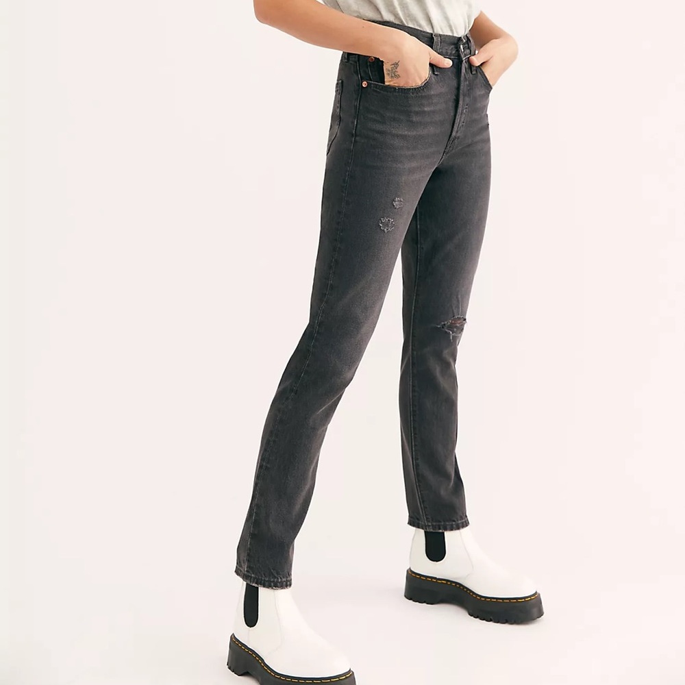 💥NWT💥Levi’s 501 Skinny Button Fly Jeans Sz. 29